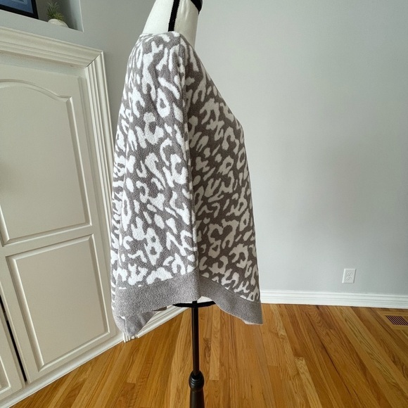 Barefoot Dreams Cozy Chic Ultra lite poncho one size asymmetrical super soft - Picture 4 of 12